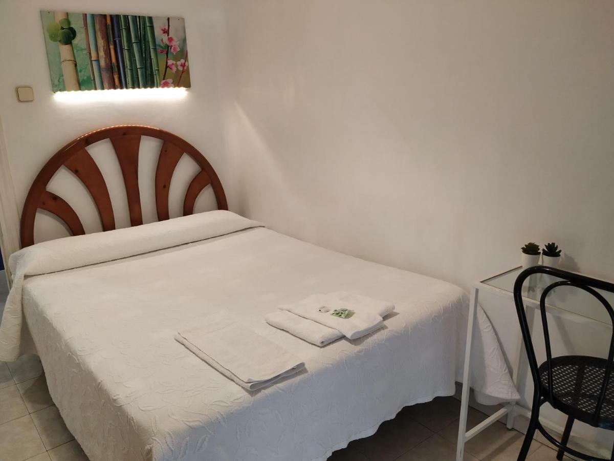 Hostal Abitum Madrid Exterior foto